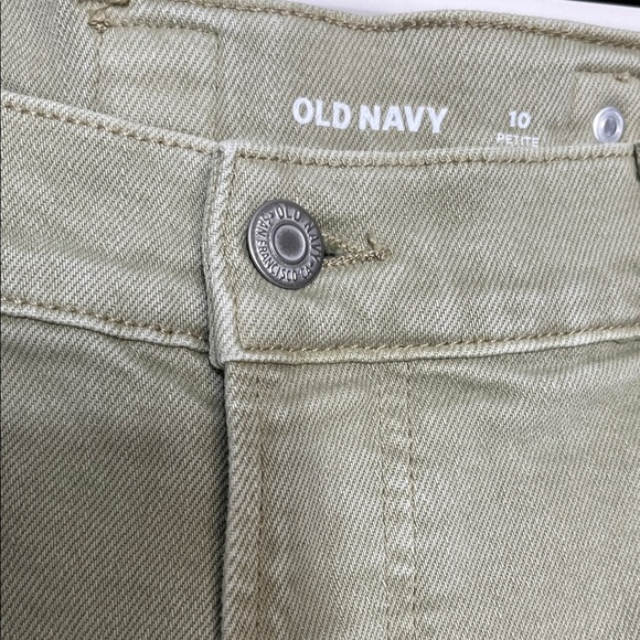 Old Navy Sage Green Pants - Picture 4 of 10